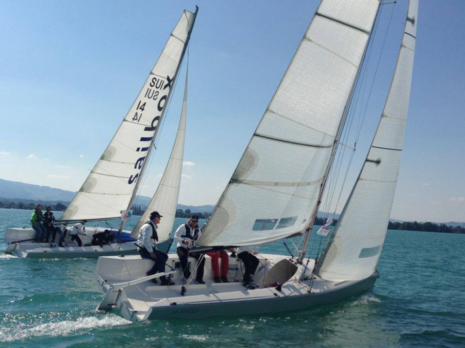 zwei mOceans hart am Wind im Match Race